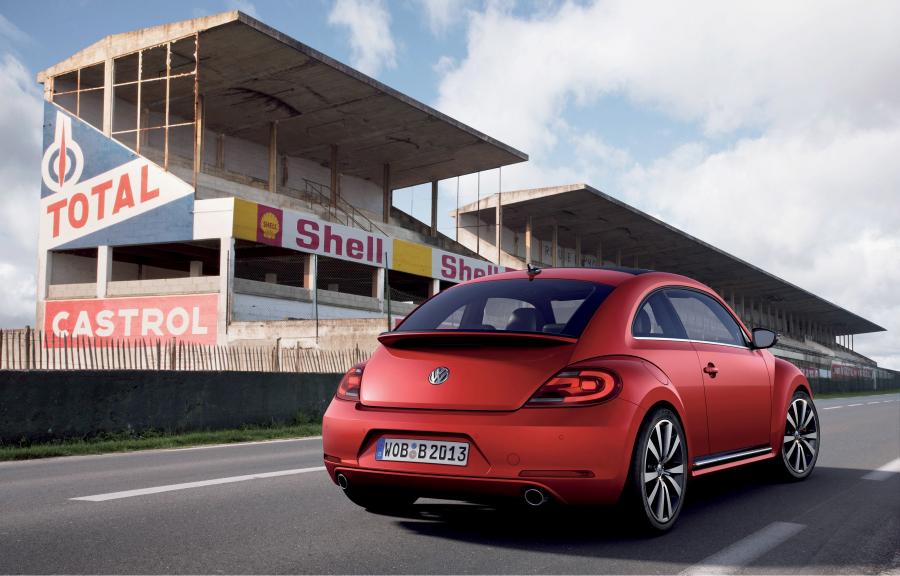  Volkswagen Beetle 2011 года  (фото 7 из 16)